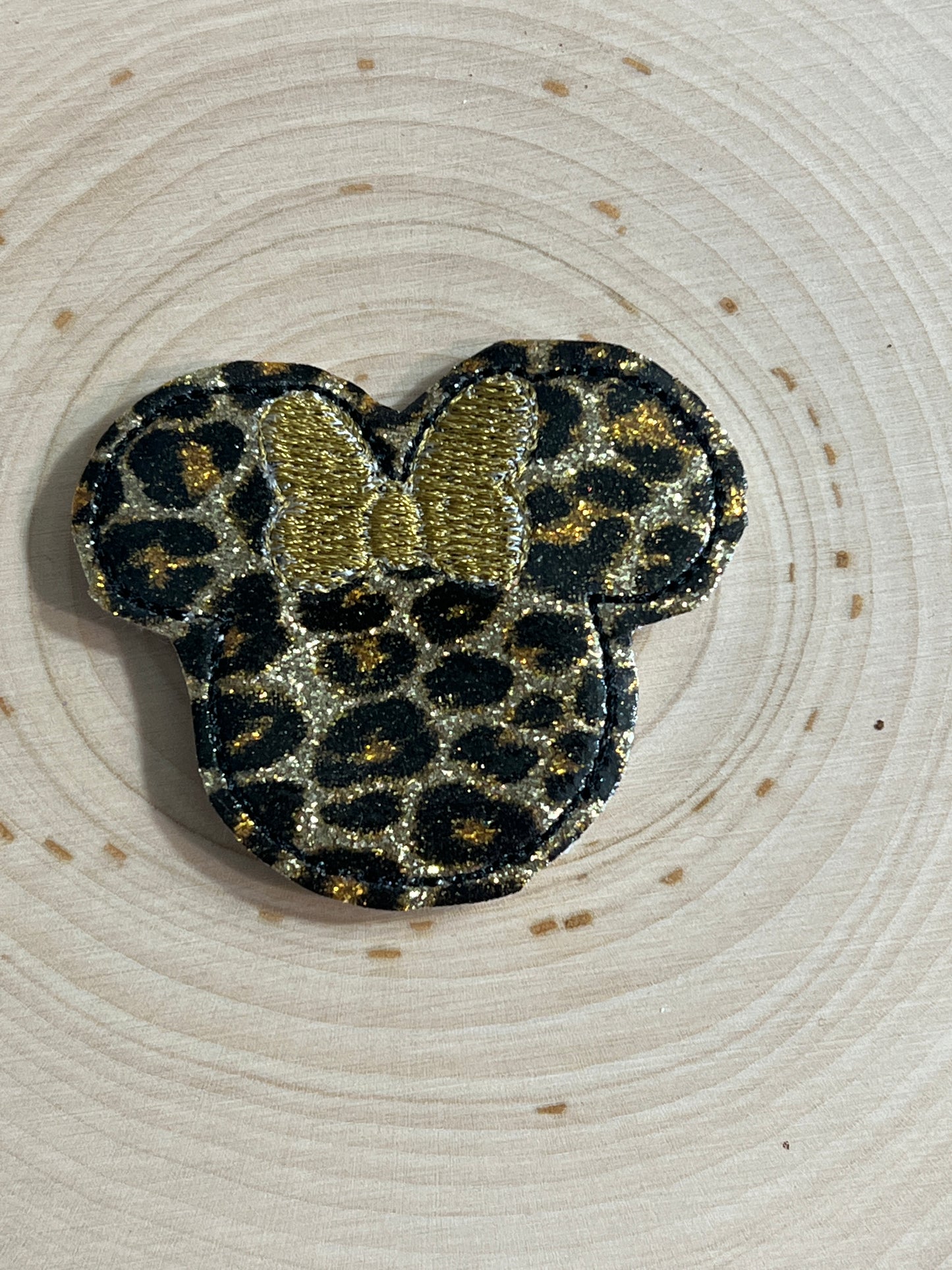 Glitter leopard mouse with bow